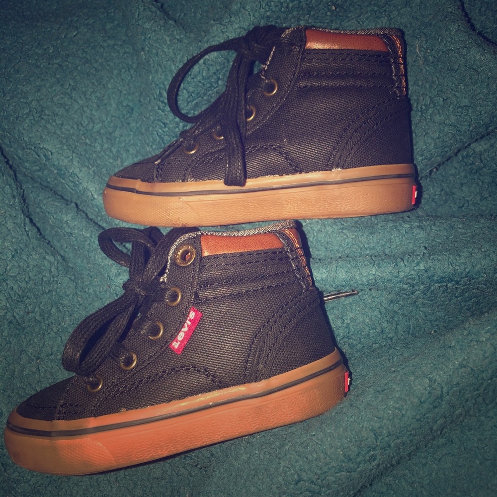 Levi’s sneakers !